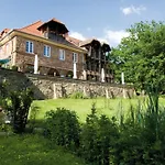Hotel Bb Haus Neugebauer Garni 3*