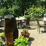 Bb Haus Neugebauer Garni Hotel 3*