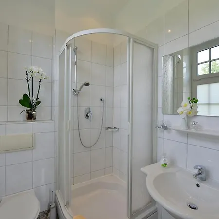 Bb Haus Neugebauer Garni Hotel