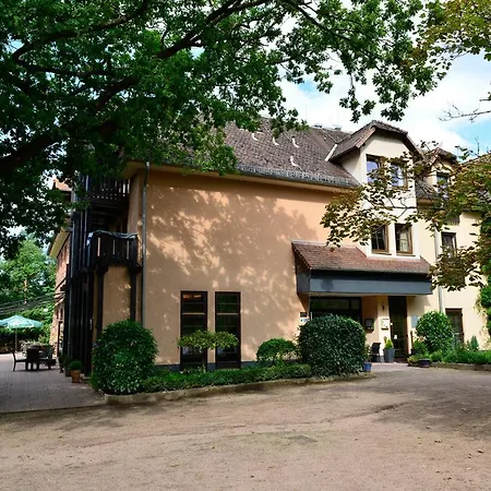 Bb Haus Neugebauer Garni Hotel