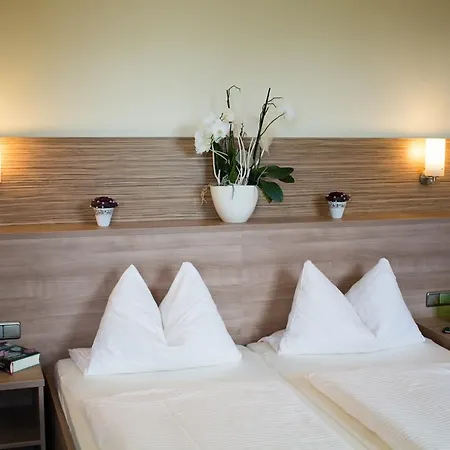 Szálloda Bb Haus Neugebauer Garni 3*