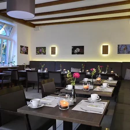 Bb Haus Neugebauer Garni 3*