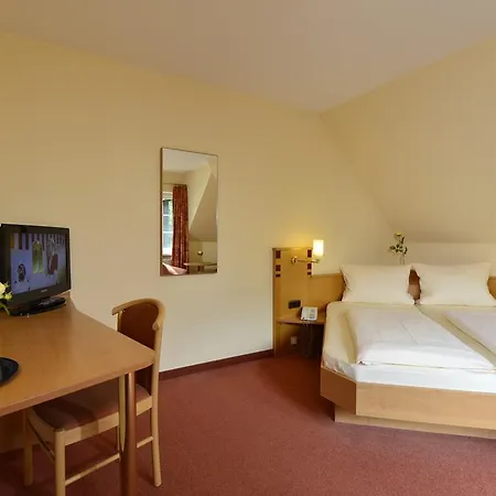 Bb Haus Neugebauer Garni Geisenheim